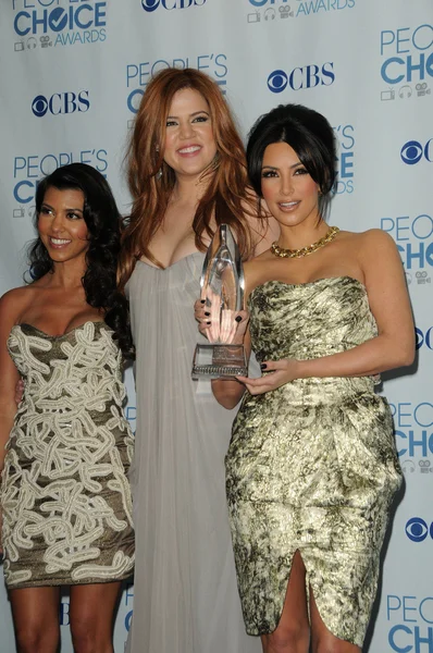 Kourtney Kardashian, Khloe Kardashian y Kim Kardashian —  Fotos de Stock