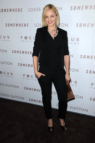 Mena Suvari at the Premiere Of Focus Features' "Somewhere," Arclight Theat — Stock Photo, Image