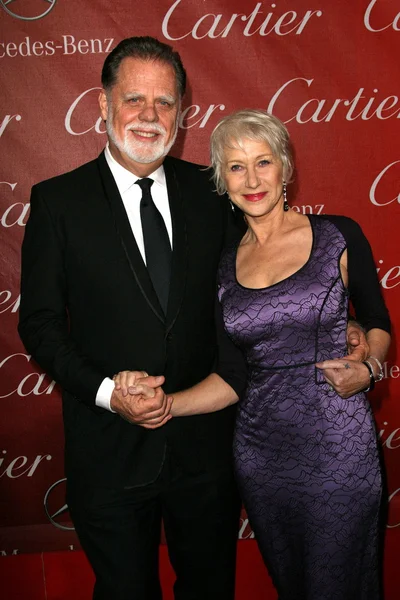 Taylor Hackford, Helen Mirren — Stockfoto