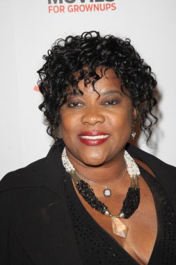 Loretta Devine Aarp dergisinin sinemada yetişkinler için Beverly Wilshire Ho