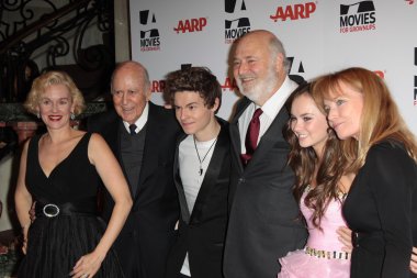 Penelope Ann Miller, Carl Reiner, Callan McAuliffe, Rob Reiner, Madeline Ca