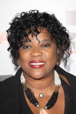 Loretta Devine Aarp dergisinin sinemada yetişkinler için Beverly Wilshire Ho