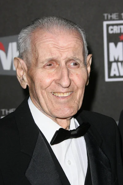 Dr Jack Kevorkian at the 16th Annual Critics' Choice Movie Awards Arrivals — 图库照片
