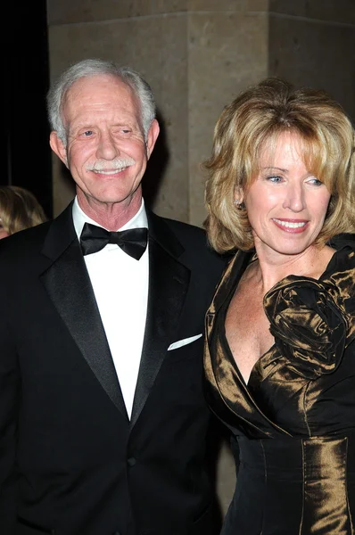 Chesley 'Sully' Sullenberger at the 8th Annual Living Legends of Aviation, — Stock Photo, Image