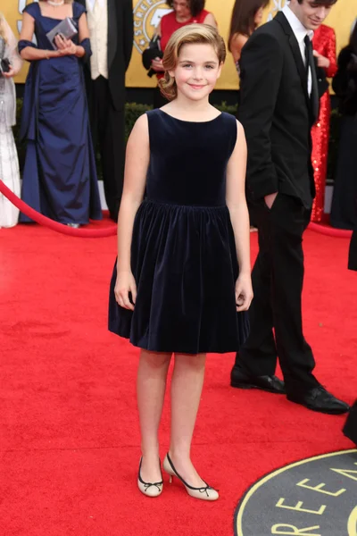 Kiernan shipka, 17 yıllık screen actors guild, tapınak auditorium, los angeles, ca. 01-30-11 Ödülleri — Stok fotoğraf