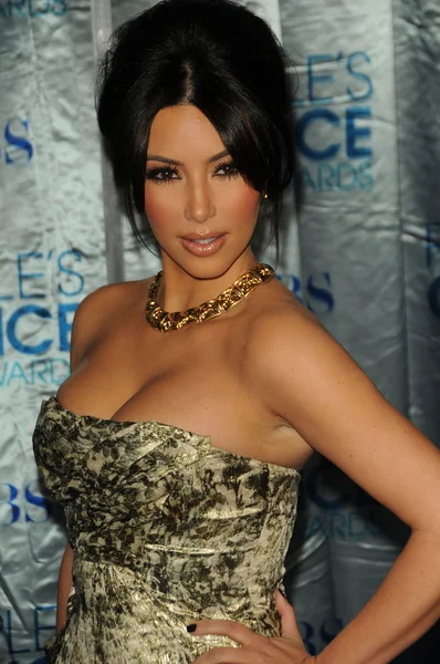 Kim Kardashian\r\nat the 2011 's Choice Awards - Arrivals, Nokia Theatr — Foto de Stock