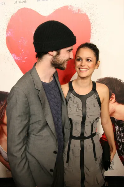 Rachel Bilson and Tom Sturridge at the Premiere Of "Waiting For Forever," — Stock Photo, Image