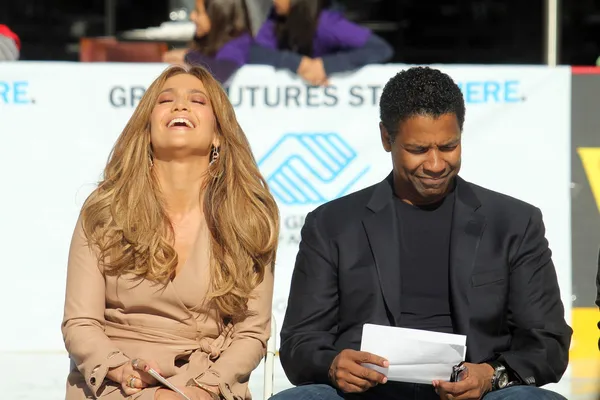 Jennifer Lopez and Marc Anthony — Stock Photo, Image