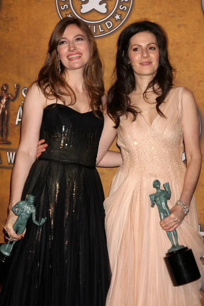 Kelly Macdonald és Szabolcs Palladino, a 17 éves képernyő szereplők Guild Awards Sajtószoba, Shrine Auditorium, Los Angeles, Ca. 01-30-11 — Stock Fotó