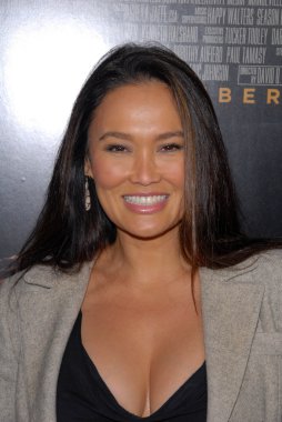 Tia Carrere