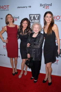 Wendy Malick, Valerie Bertinelli, Betty White, Janes Leeves