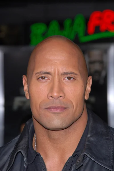 Dwayne Johnson at the premiere of "Faster," Chinese Theater, Hollywood, CA — Stock Photo, Image