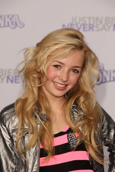 Peyton List Justin Bieber Never Say Never Los Angeles Premiere — Photo