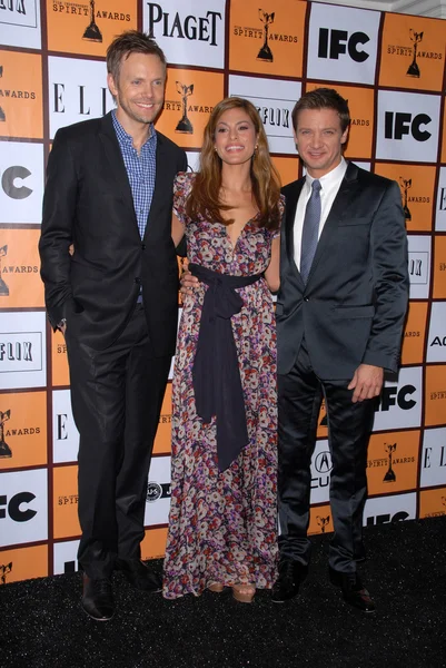 Joel McHale, Eva Mendes and Jeremy Renner — 图库照片