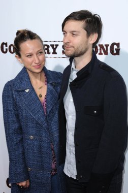 Jennifer meyer ve tobey maguire