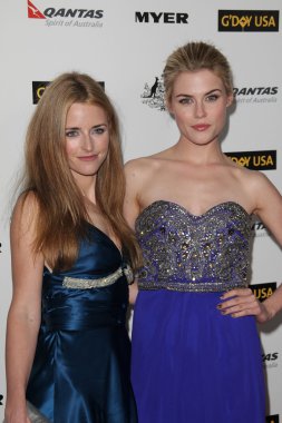 fötr glover, rachael taylor