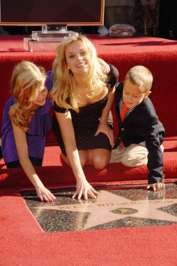Reese witherspoon ve çocuklar