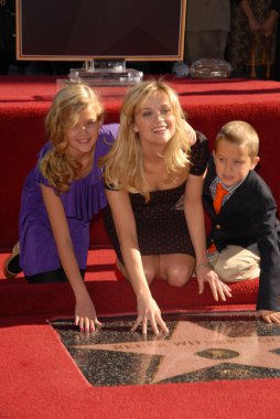 Reese Witherspoon and kids at Reese Witherspoon's induction into the Holl