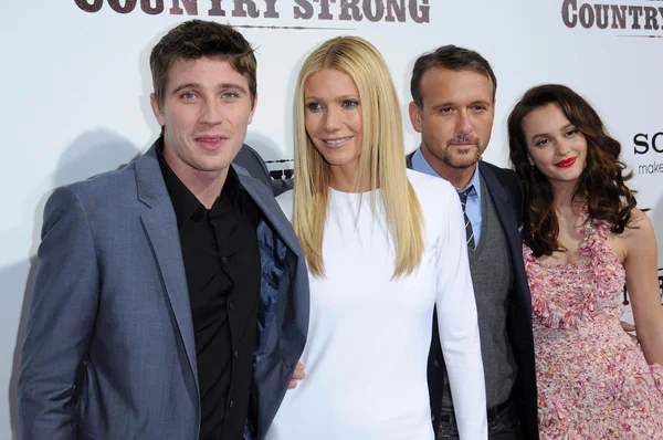 Garrett Hedlund, Gwyneth Paltrow, Tim McGraw and Leighton Meester at the " — Stock Photo, Image