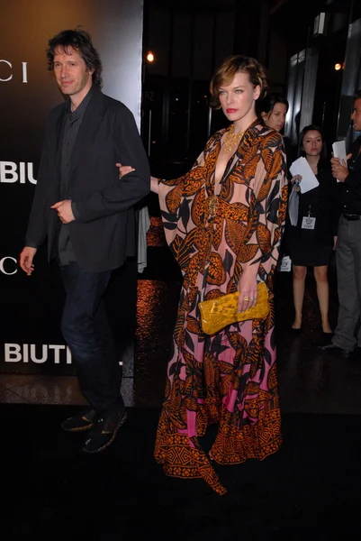 Paul w.s. anderson und milla jovovich — Stockfoto