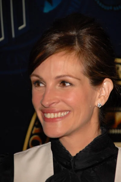 Julia Roberts at the ASC 25th Annual Outstanding Achievement Awards, Grand — Stock Photo, Image