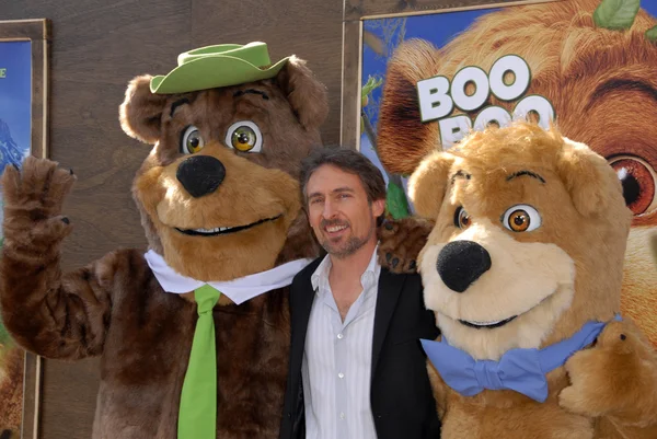 Eric Brevig en el "Oso Yogui" Estreno en Los Ángeles, Teatro Village, Oeste — Foto de Stock