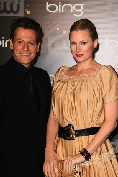 Ioan Gruffudd, Alice Evans at the CW Premiere Party presented by Bing, War — Stok fotoğraf