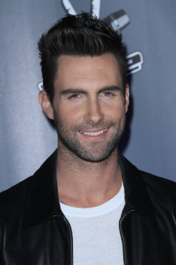adam levine, sesli sezon 2 basın toplantısı, sony stüdyoları, culver city, ca 10-28-11