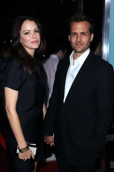 Jacinda barrett i gabriel macht — Zdjęcie stockowe