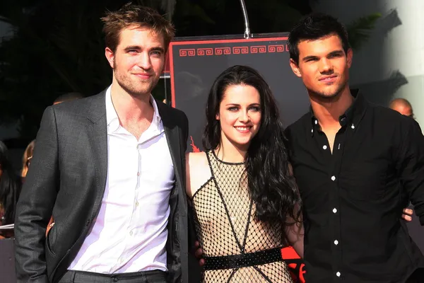 Robert pattinson, kristen stewart i taylor lautner — Zdjęcie stockowe