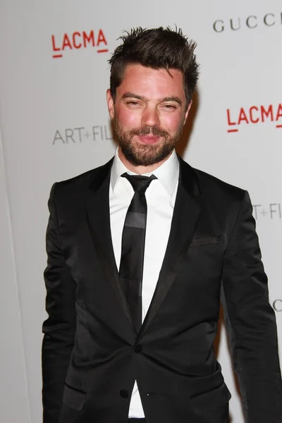 Dominic Cooper en la Gala de Cine LACMA Art + en honor a Clint Eastwood y John Baldessari, LACMA, Los Ángeles — Foto de Stock