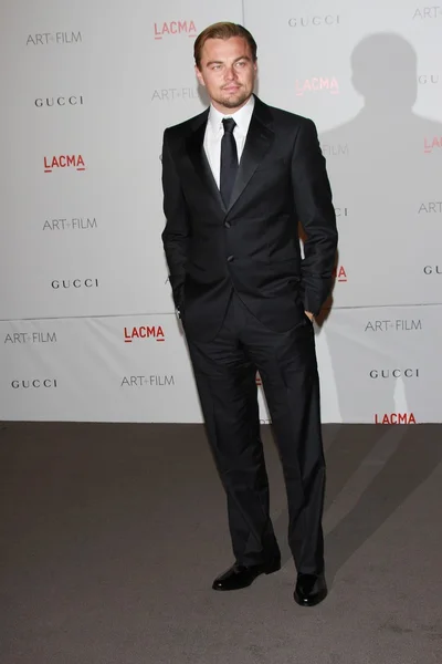Leonardo DiCaprio en la Gala de Arte + Cine de LACMA en honor a Clint Eastwood y John Baldessari, LACMA, Los Ángeles —  Fotos de Stock