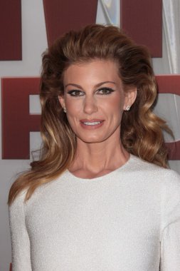 Faith Hill at the 2011 CMA Awards, Bridgestone Arena, Nashville, TN 11-09-