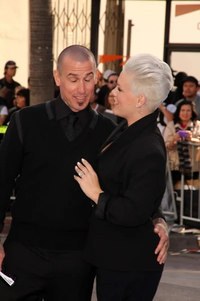 Carey hart, alecia "rosa" moore på "happy feet två" världspremiären, ch — Stockfoto