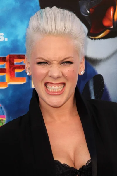 Alecia Pink Moore at the Happy Feet Two World Premiere, Chinese Theater, Hollywood, CA 11-13-11 — Stock Photo, Image
