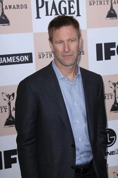 Aaron eckhart bei den film independent spirit awards 2011, santa monica beach, santa monica, ca 02-26-11 — Stockfoto