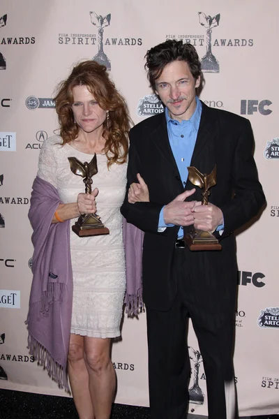 Dale Dickey and John Hawkes at the 2011 Film Independent Spirit Awards, Sa — стокове фото