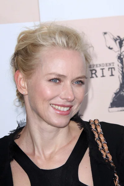 Naomi watts w 2011 filmu niezależnego spirit awards, santa monica beach — Zdjęcie stockowe