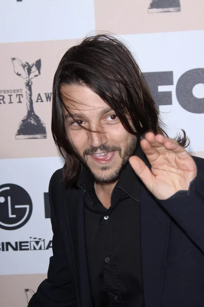 Diego Luna at the 2011 Film Independent Spirit Awards, Santa Monica Beach, — Stock Photo, Image