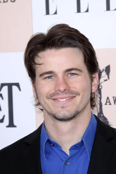 Jason Ritter en los Premios Film Independent Spirit 2011, Santa Monica Beac — Foto de Stock