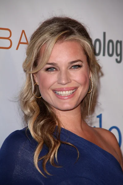 Rebecca Romijn — Stockfoto