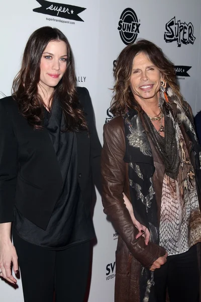 Liv Tyler and Steven Tyler at the "Super" Los Angeles Premiere, Egyptian T — Stock Photo, Image