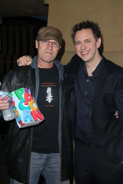 Michael rooker und james gunn bei der "super" los angeles premiere, ägypten — Stockfoto