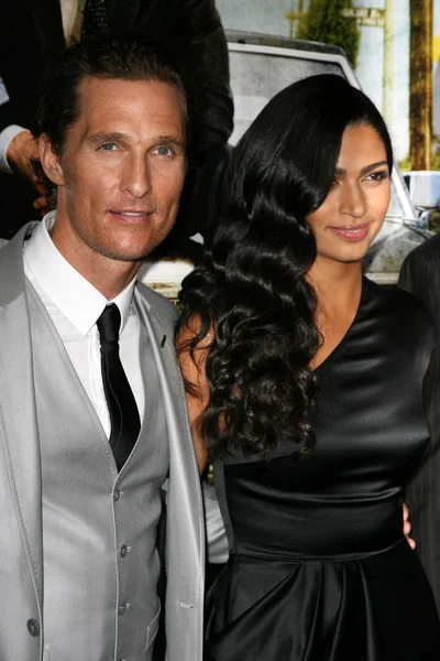 Matthew mcconaughey och camila alves — Stockfoto