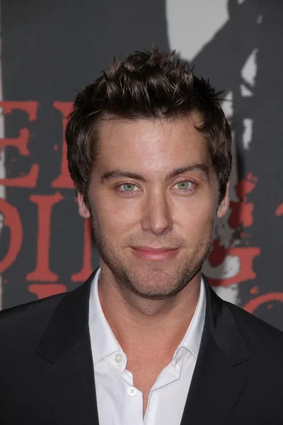 Lance Bass op de "Red Riding Hood" première, Chinees theater, Hollywood. — Stockfoto