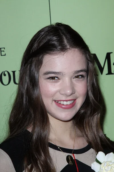 Hailee Steinfeld en la Cuarta Fiesta Anual de Mujeres en Cine Pre-Oscar, Soho House, West Hollywood — Foto de Stock