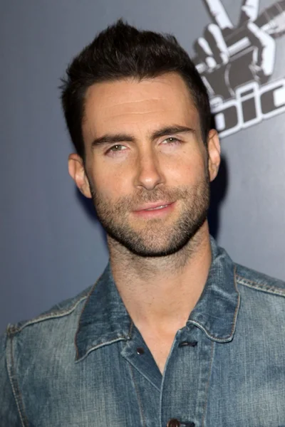 Adam levine NBC 's "a hang" sajtótájékoztató, la center studios, los angeles — Stock Fotó