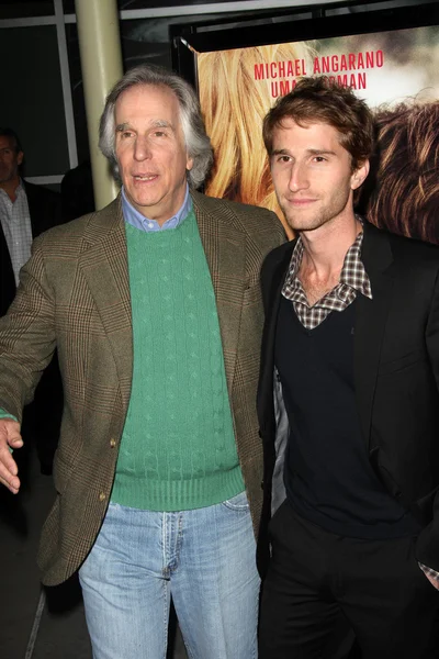 Henry Winkler with son Max Winkler — Stock Photo, Image