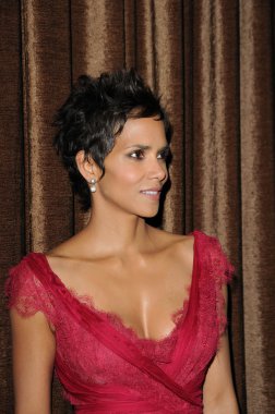 Halle berry
