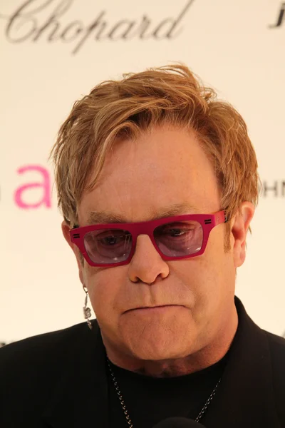 Elton John at the 19th Annual Elton John Aids Foundation Academy Awards Viewing Party, Pacific Design Center, West Hollywood, CA. 02-27-11 — 스톡 사진